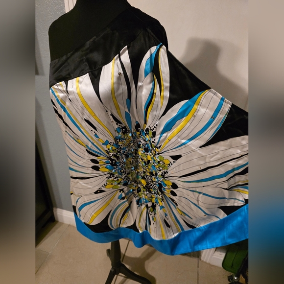 Nwt Vintage Bebe 100% Silk With Beads Dress Size S - Picture 5 of 7